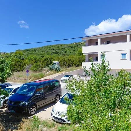 Apartments Amfora - Cozy And Modern Apartments For Up To 15 People, 100M From The Sea And Beach Stara Novalja Zewnętrze zdjęcie