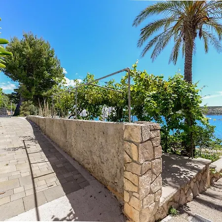 Apartments Amfora - Cozy And Modern Apartments For Up To 15 People, 100M From The Sea And Beach Stara Novalja Zewnętrze zdjęcie
