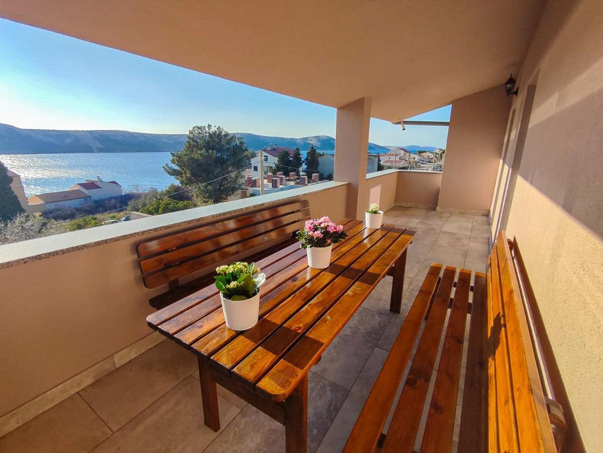 Apartment Amfora - Cozy And Modern For Up To 15 People, 100m From The Sea And Stara Novalja