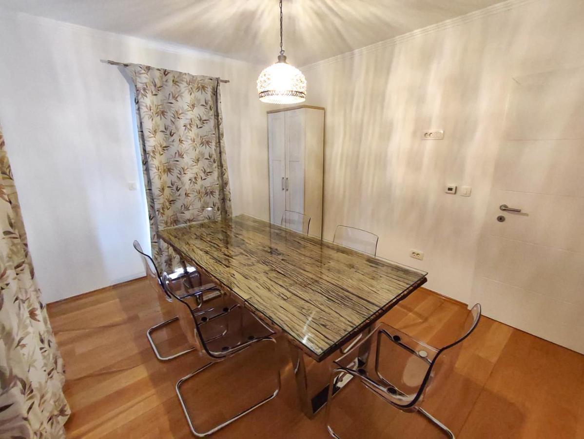 Amfora - Cozy And Modern For Up To 15 People, 100m From The Sea And