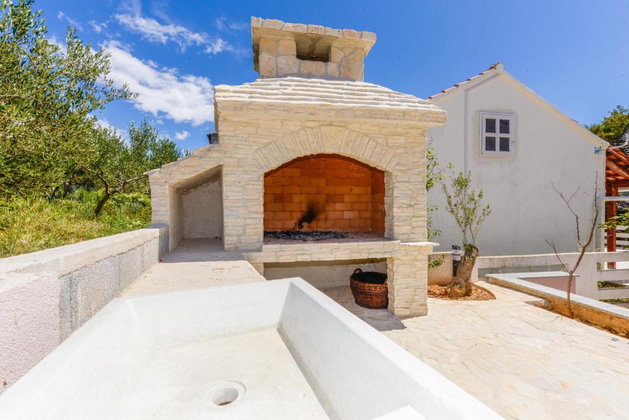 Amfora - Cozy And Modern For Up To 15 People, 100m From The Sea And