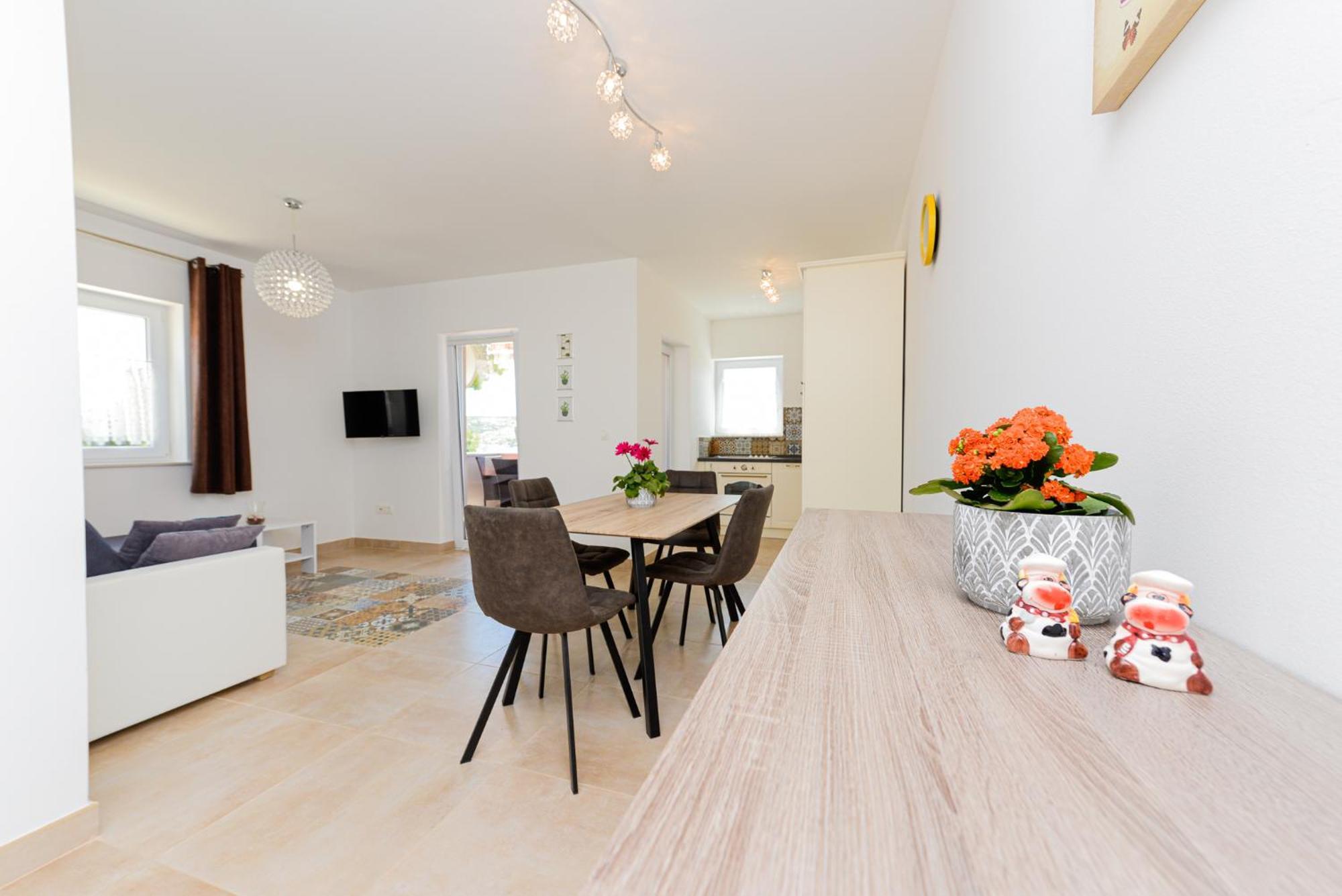 Amfora - Cozy And Modern For Up To 15 People, 100m From The Sea And Apartment